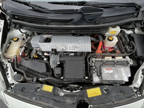 Used 2012 Toyota Prius Three image 37