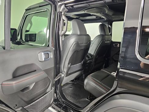 New 2026 Jeep Wrangler Unlimited Rubicon 392 w/ Quick Order Package 27X Moab AWD/4WD image 32