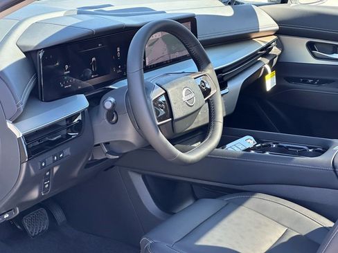 New 2025 Nissan Murano SL image 14