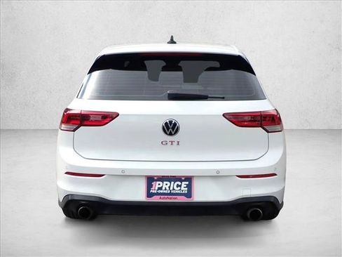 Used 2022 Volkswagen GTI SE FWD image 3