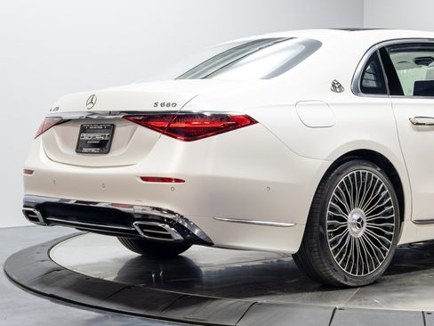 Used 2023 Mercedes-Benz Maybach S 680 4MATIC image 16