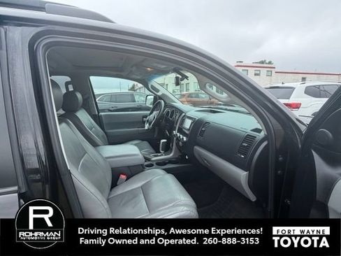 Used 2015 Toyota Sequoia Limited AWD/4WD image 10
