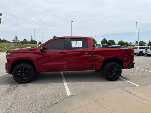 Used 2022 Chevrolet Silverado 1500 LT Trail Boss w/ Safety Package AWD/4WD image 6