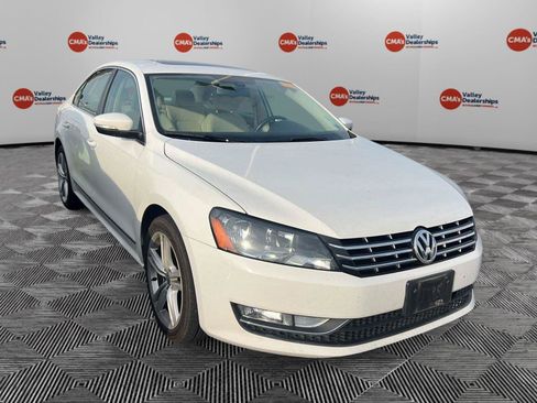 Used 2013 Volkswagen Passat TDI SE FWD image 6