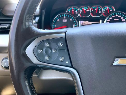 Used 2018 Chevrolet Tahoe Premier AWD/4WD image 24