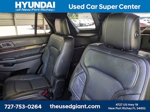Used 2018 Ford Explorer Platinum AWD/4WD image 20