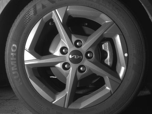 Used 2025 Kia K4 LXS image 13