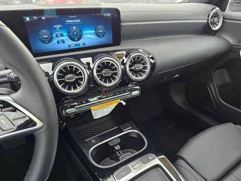 New 2025 Mercedes-Benz CLA 250 4MATIC image 26