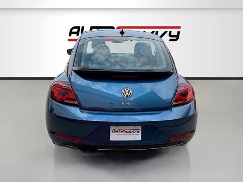 Used 2019 Volkswagen Beetle 2.0T SE FWD image 6