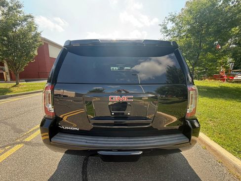 Used 2015 GMC Yukon SLT w/ HD Trailering Package image 5