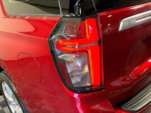 Used 2024 Chevrolet Tahoe High Country image 43