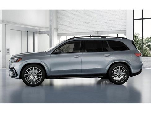 New 2025 Mercedes-Benz GLS 580 4MATIC image 35