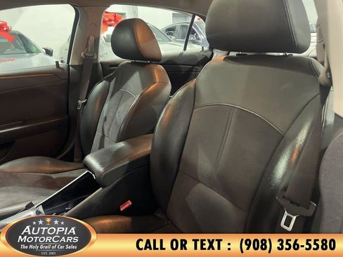 Used 2010 Chevrolet Malibu LT w/ Premium Audio Package image 7