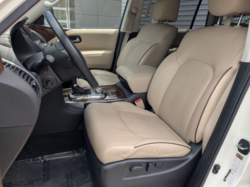 Used 2020 Nissan Armada Platinum w/ Captain's Chairs Package AWD/4WD image 29