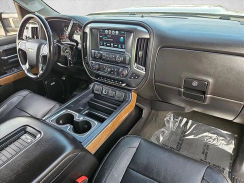 Used 2018 Chevrolet Silverado 2500 LTZ w/ Duramax Plus Package image 25