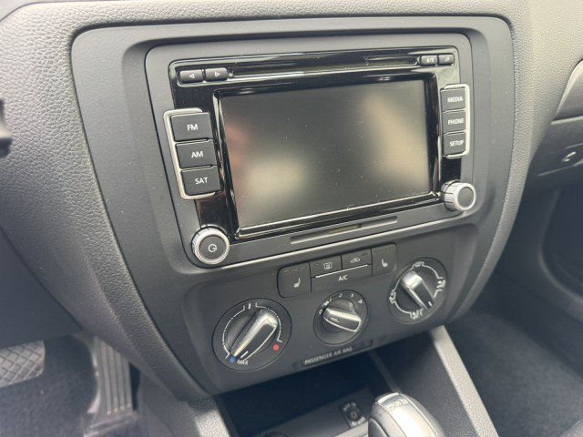 Used 2014 Volkswagen Jetta TDI FWD image 11