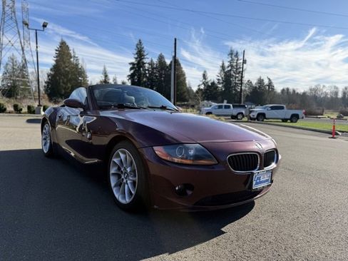 Used 2003 BMW Z4 2.5i image 3