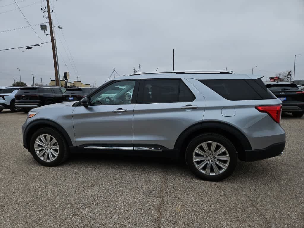 Used 2022 Ford Explorer Limited w/ Hybrid Equipment Group 310A AWD/4WD image 5