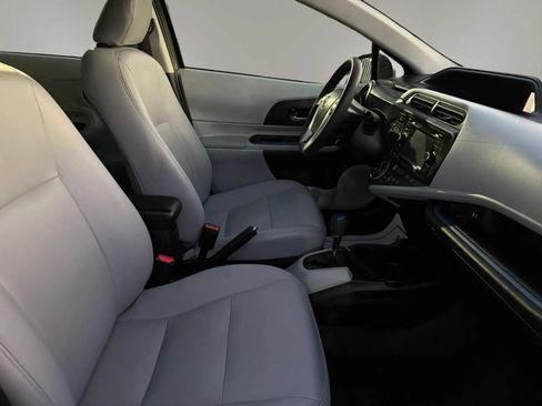 Used 2012 Toyota Prius C Three FWD image 19
