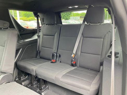 Used 2023 GMC Yukon SLE AWD/4WD image 24
