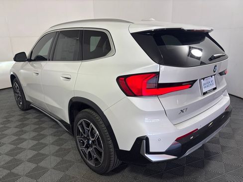 New 2026 BMW X1 xDrive28i w/ Technology Package AWD/4WD image 7