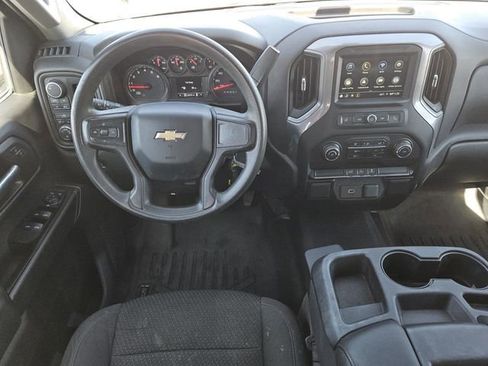 Used 2019 Chevrolet Silverado 1500 Custom w/ Custom Convenience Package image 5