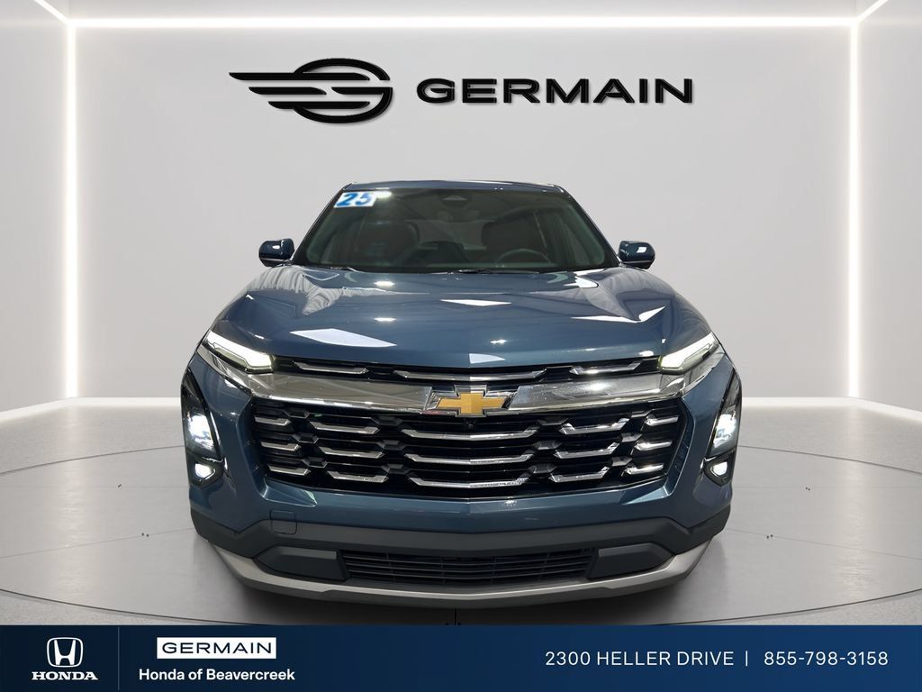Used 2025 Chevrolet Equinox LT w/ Safety and Technology Package FWD image 3