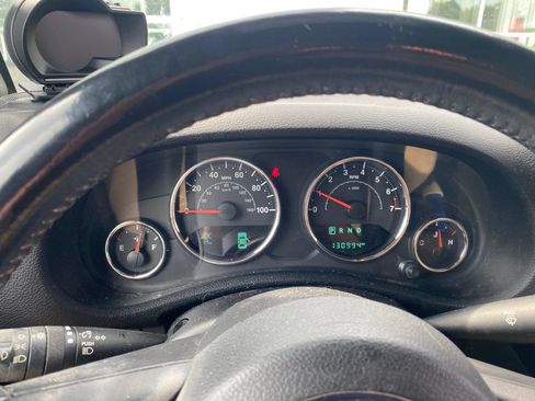 Used 2018 Jeep Wrangler Unlimited Sport S AWD/4WD image 6