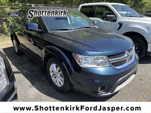 Used 2014 Dodge Journey SXT FWD image 1