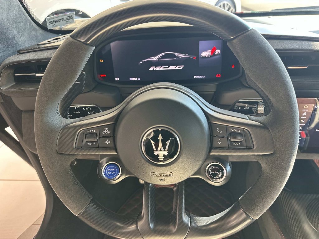 Used 2023 Maserati MC20 Coupe RWD image 21