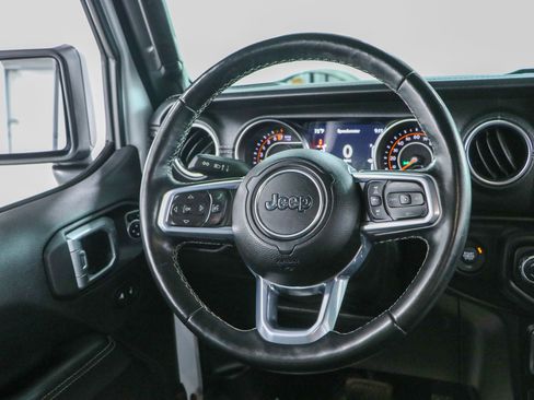 Used 2021 Jeep Wrangler Unlimited Sahara AWD/4WD image 13