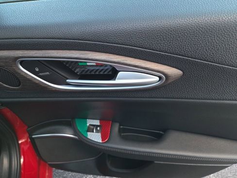 Used 2017 Alfa Romeo Giulia Ti image 22