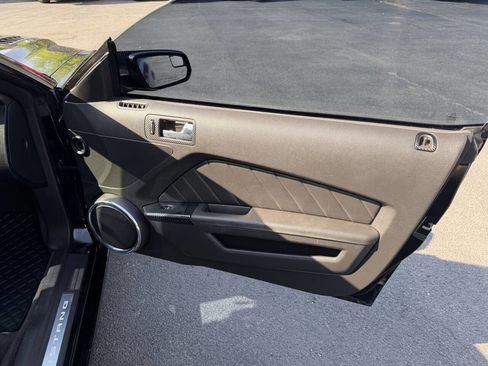 Used 2014 Ford Mustang GT Premium RWD image 15