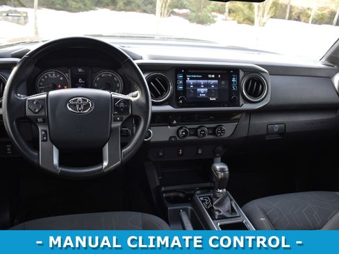 Used 2016 Toyota Tacoma TRD Sport w/ Towing Package image 10