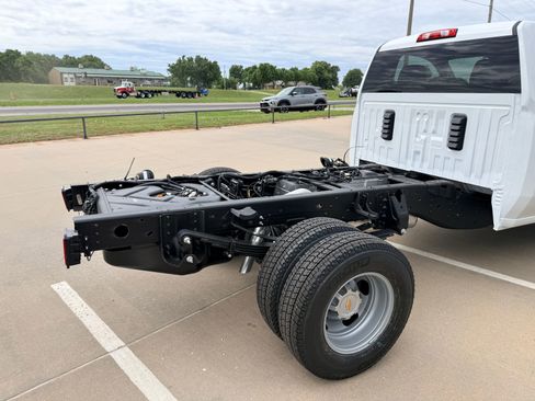 New 2026 Chevrolet Silverado 3500 W/T AWD/4WD image 6