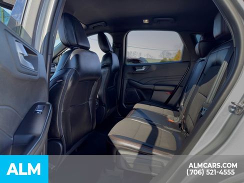 Used 2024 Ford Escape ST-Line image 10