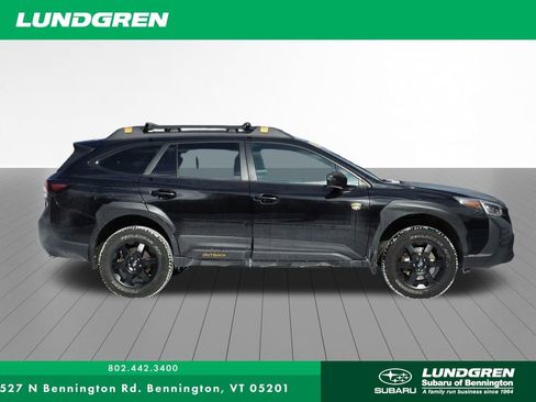 Used 2022 Subaru Outback Wilderness image 2