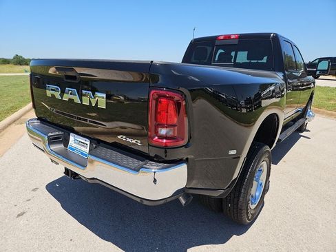 New 2026 RAM 3500 Tradesman AWD/4WD image 7