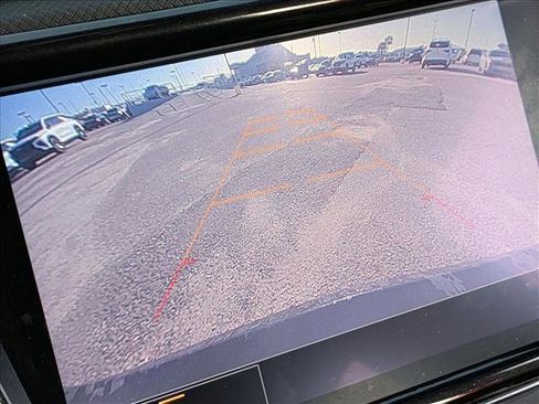 Used 2022 Chevrolet TrailBlazer RS w/ Technology Package image 12