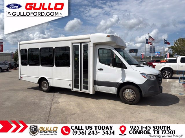 Used 2022 Mercedes-Benz Sprinter 3500 image 2