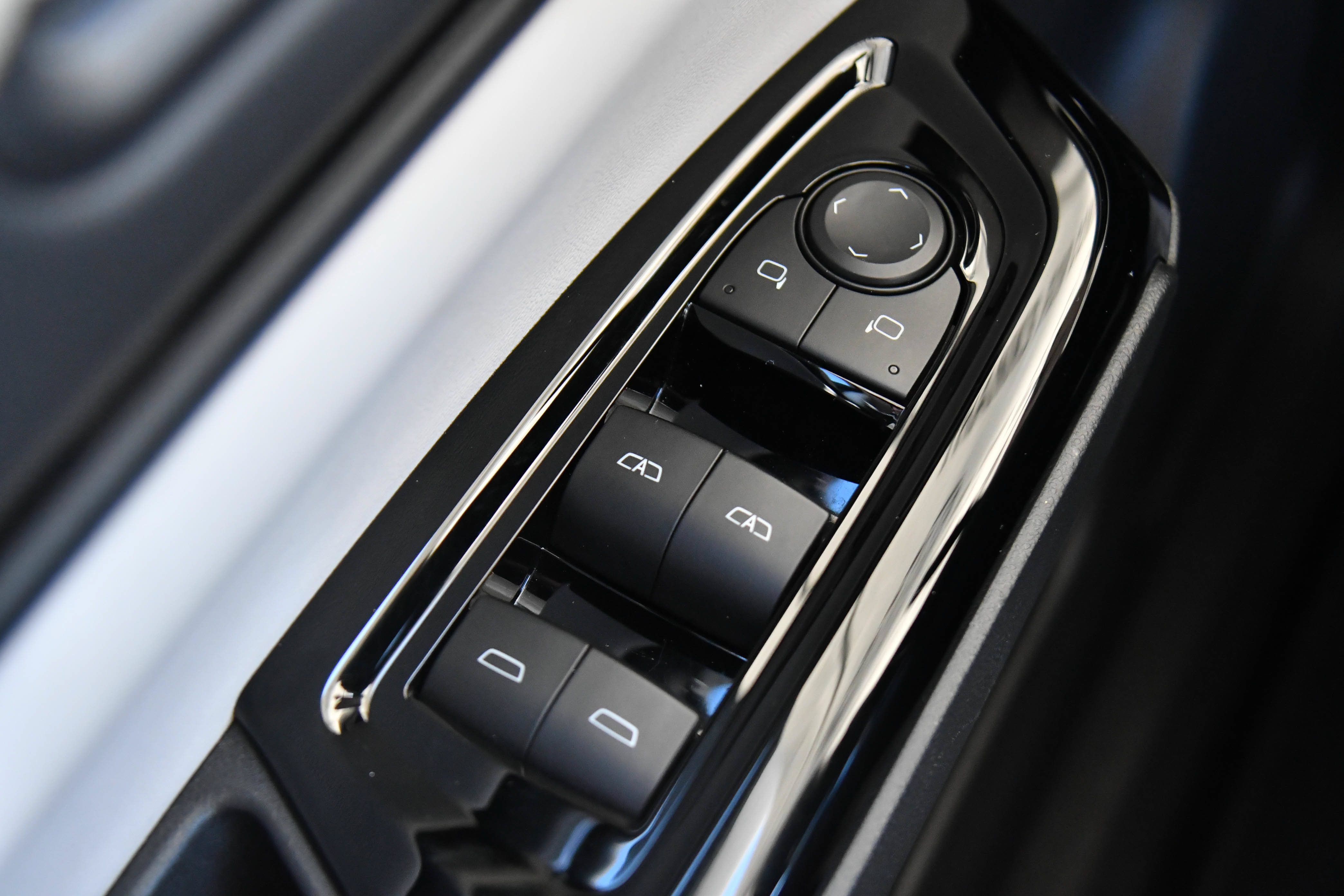 Used 2025 Honda Prologue Touring image 36