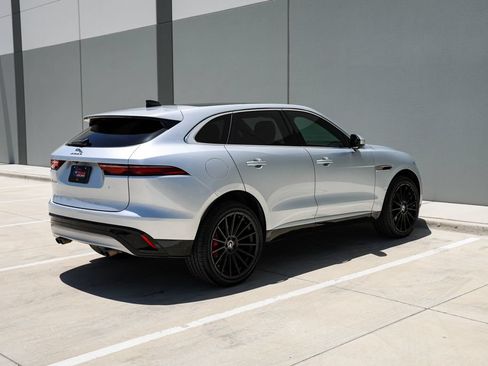 Used 2022 Jaguar F-PACE S AWD/4WD image 7