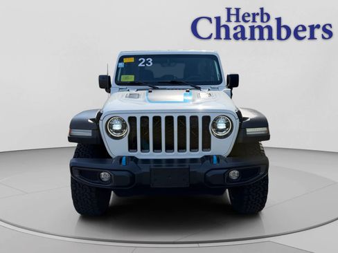 Used 2023 Jeep Wrangler Unlimited Rubicon 4xe AWD/4WD image 2