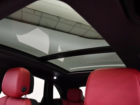 Certified 2026 Porsche Macan AWD/4WD image 20