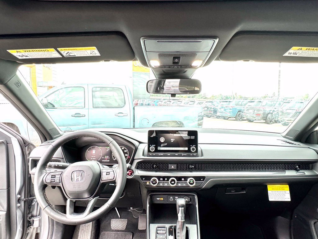 Used 2024 Honda CR-V Sport image 16