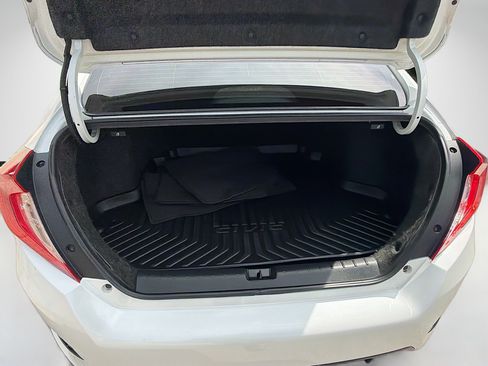 Used 2019 Honda Civic Sport image 25