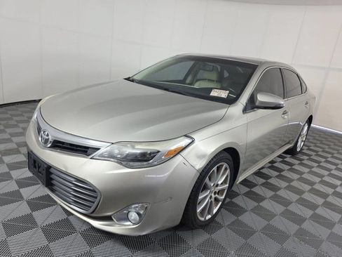 Used 2013 Toyota Avalon Limited FWD image 1