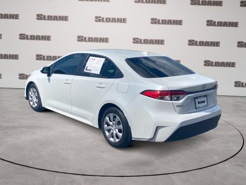 Used 2025 Toyota Corolla LE FWD image 3