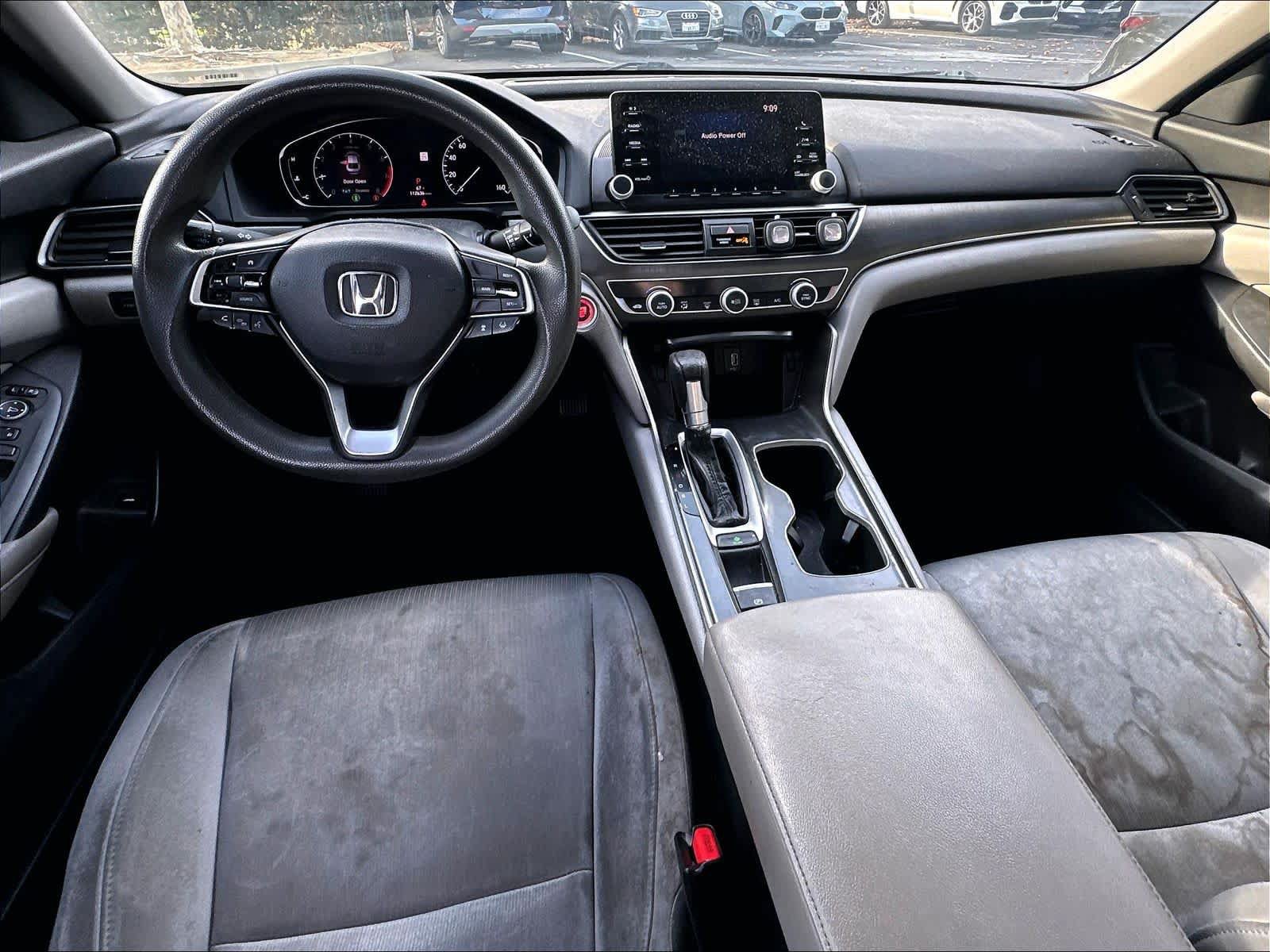 Used 2018 Honda Accord LX image 9