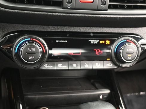 Used 2023 Kia Forte GT-Line w/ GT-Line Premium Package image 20